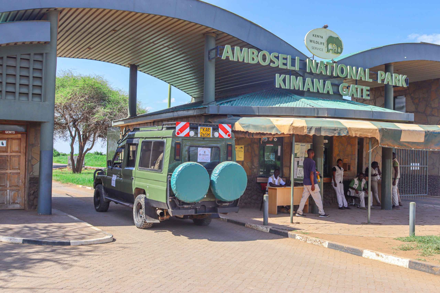 Amboseli National Park: Daytrip from Nairobi in a 4X4 Jeep