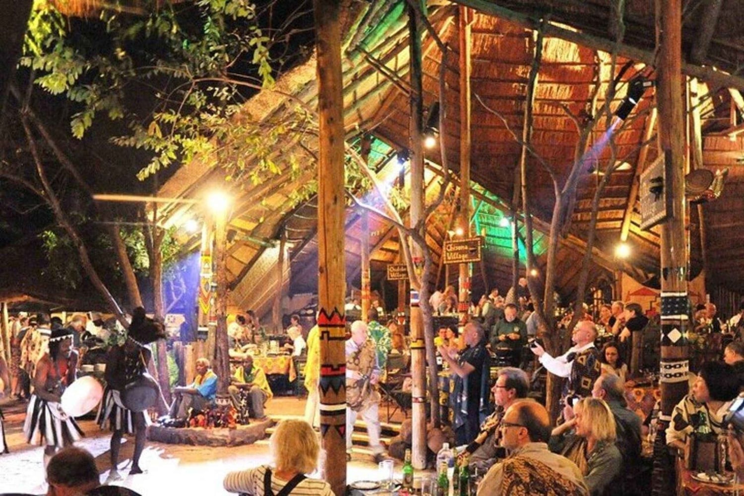 Boma-avond: kustdansers en dhow-diner