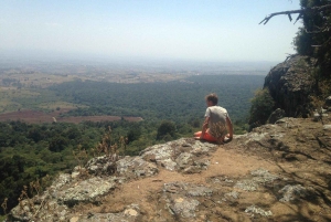 Bungoma County: guidet fottur i lavaubehuler på Elgon