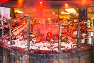 Comida o cena en el restaurante Carnivore