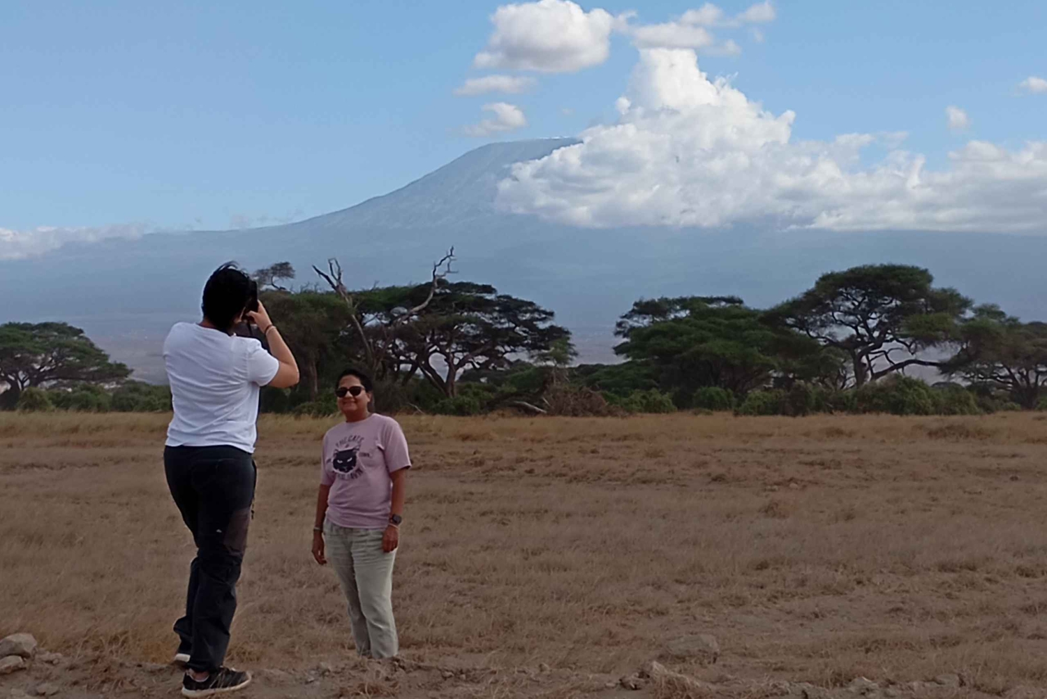 DAGSTUR AMBOSELI NASJONALPARK FRA NAIROBI BUDSJETT SAFARI