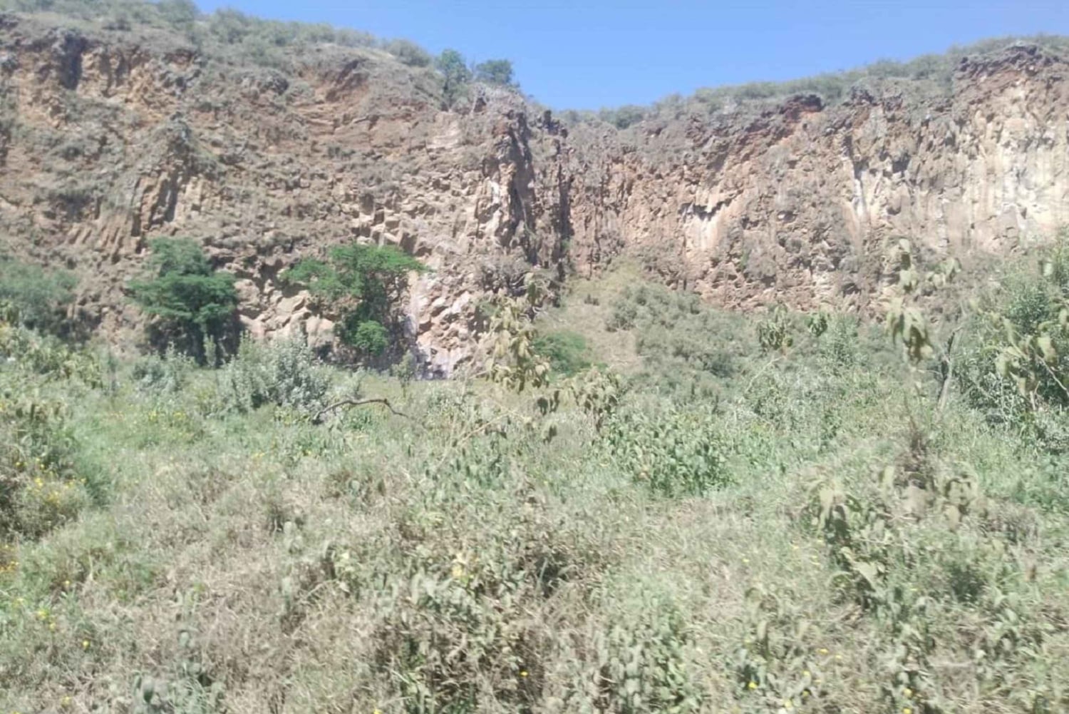 Day Trip: Hells Gate and optional Boat Ride at Lake Naivasha