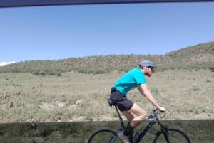 Day Trip: Hells Gate and optional Boat Ride at Lake Naivasha