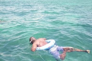 Diani Beach: Glass-Bottom Boat Cruise to Robinson Island