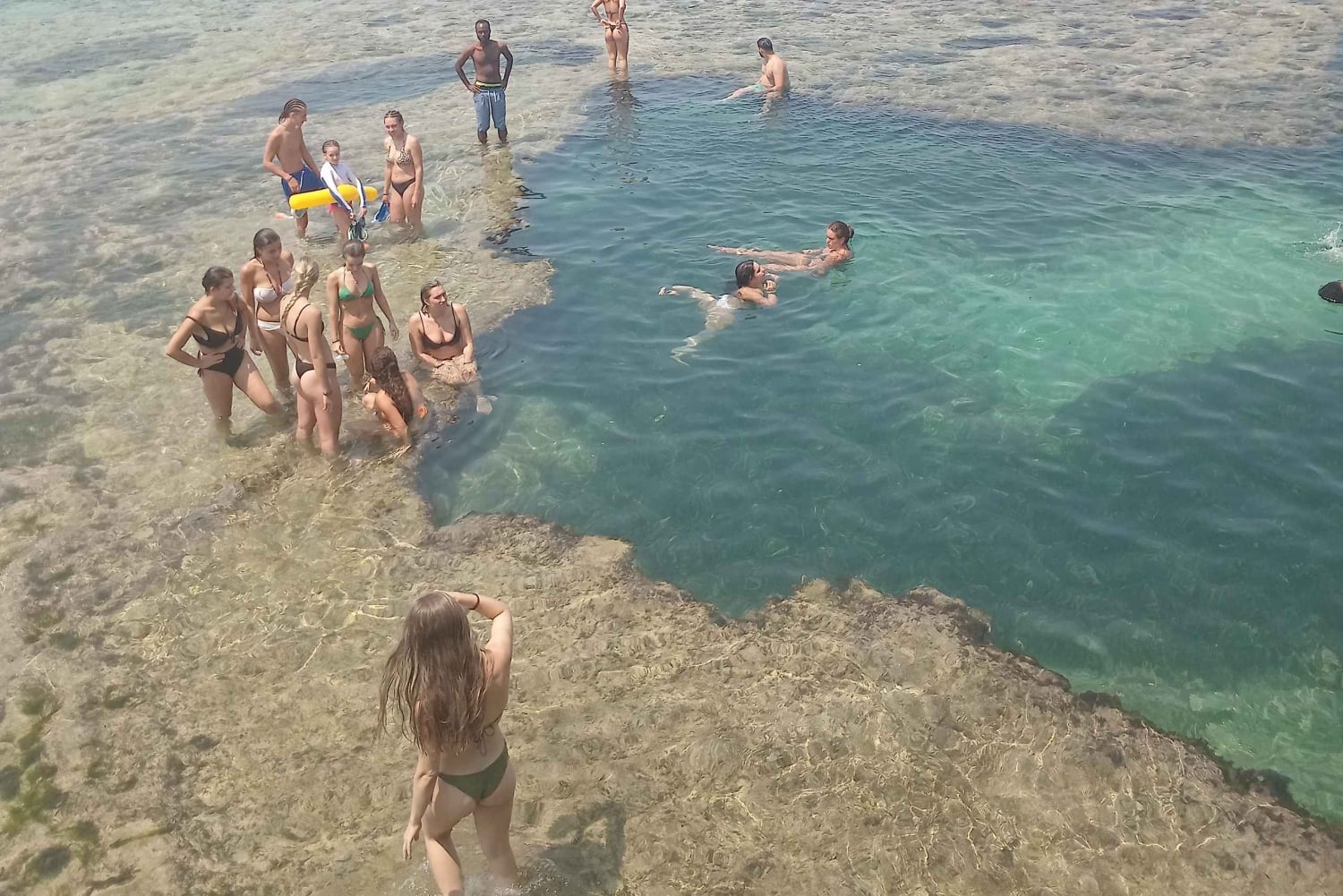 Diani Beach: African Pool Guided Tour with Snorkeling