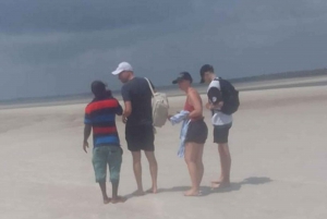 Diani Beach: Funzi Island Day Trip with Lunch