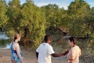 Diani Strand: Kongo River Estuary Sundowner Boottocht