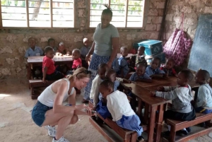 Circuit dans la brousse de Diani