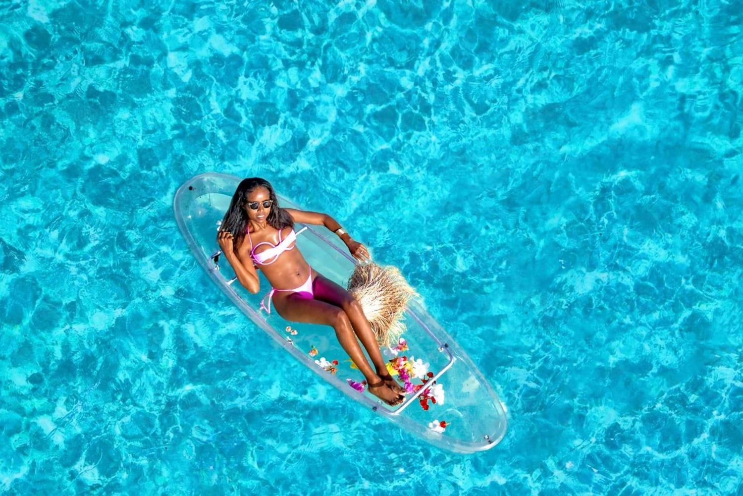 Diani : séance photo en kayak transparent avec drone