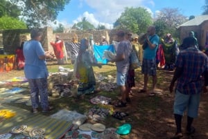 Au départ de Diani Beach : Excursion d'une journée sur l'île de Funzi avec déjeuner