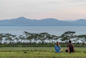 Från Nairobi: 2-dagars privat safari vid Lake Nakuru och Naivasha