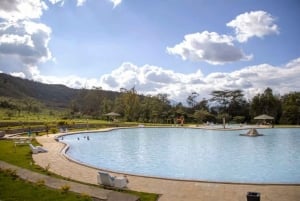 From Nairobi: 2-Day Naivasha Safari with Accommodation