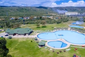 From Nairobi: 2-Day Naivasha Safari with Accommodation