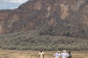 Desde Nairobi:Excursión de día completo al Parque Nacional de la Puerta del Infierno