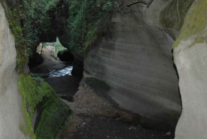 FROM NAIROBI:HELL'S GATE AND LAKE NAIVASHA DAY TRIP.