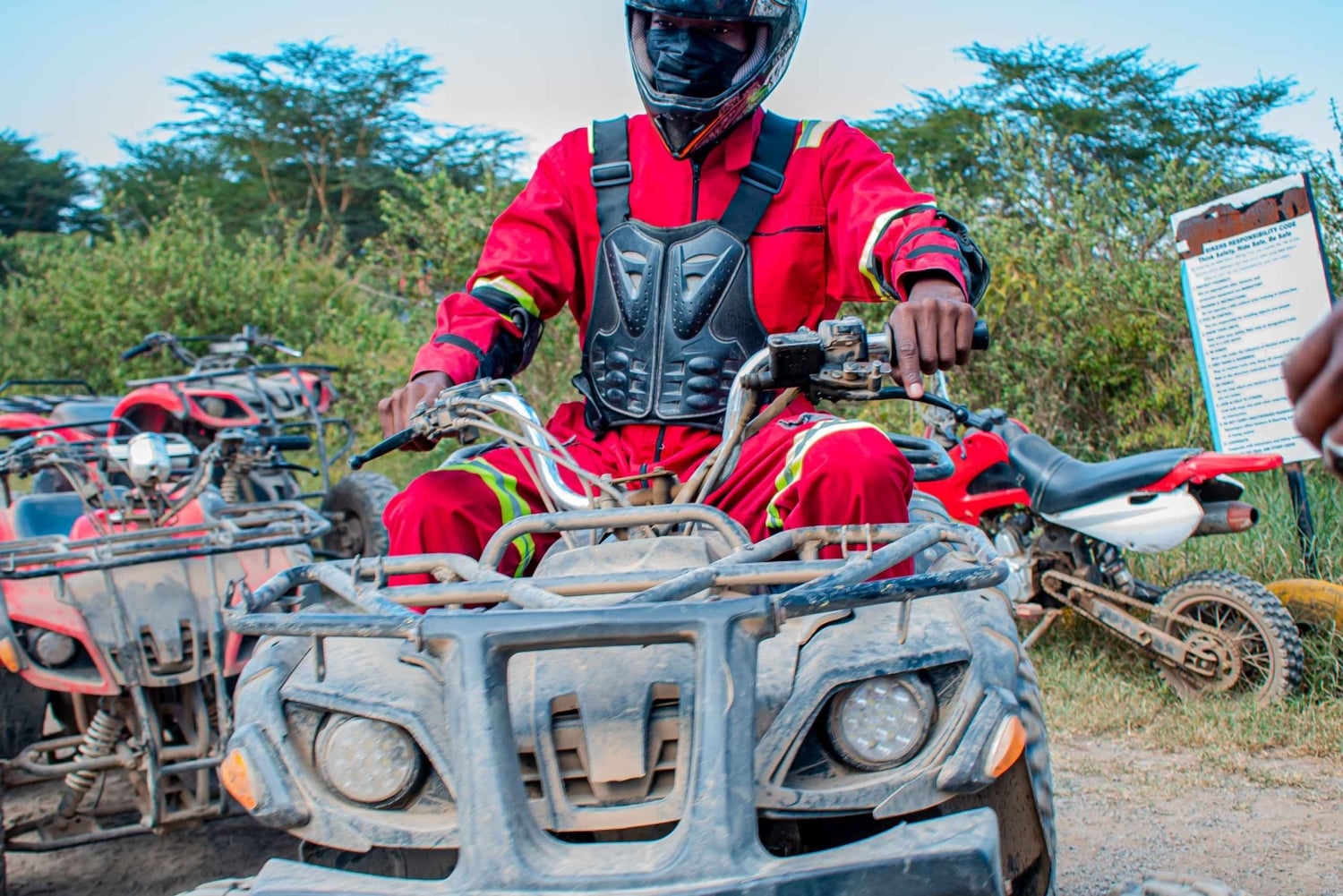 Del lago Naivasha a Nairobi: excursión de 1 día con paseo en barco y quad