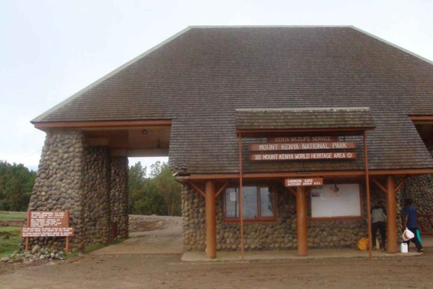 Fra Nairobi: Dagstur til Mount Kenya med transport