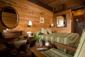 Von Nairobi aus: Mount Kenia Safari mit Übernachtung