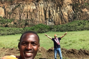 Von Nairobi zum Naivasha-See Tagestour (Besuch des Hells Gate)