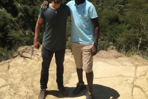 Von Nairobi zum Naivasha-See Tagestour (Besuch des Hells Gate)