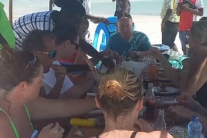 Från Diani Beach: Funzi Island heldagsutflykt med lunch