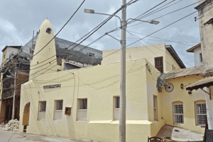 Półdniowa wycieczka religijna z przewodnikiem po Mombasie z głębokim wglądem w świat religii