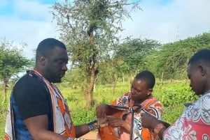 HALF DAY TOUR MASAI VILLAGE FROM NAIROBI WITH PICKUP&DROPOFF