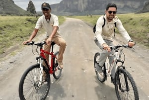 Balade à vélo à Hell's Gate et tour en bateau à Crescent Island