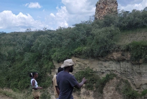 Parque Nacional Hells Gate e passeio de barco no Lago Naivasha