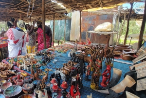 Parque Nacional Hells Gate e passeio de barco no Lago Naivasha