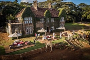 Visite de Karen Blixen, de la fabrique de perles, du centre des girafes et de Bomas