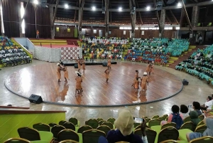 カレン・ブリクセン、ビーズ工場、キリンセンター、ボマスの1日ツアー