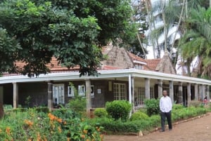 Tour door Nairobi Giraffe Center met Karen Blixen & Kobe Beads'.