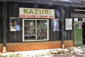 Tour door Nairobi Giraffe Center met Karen Blixen & Kobe Beads'.