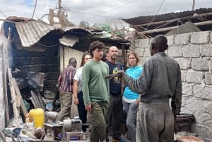Nairobi : visite à pied du bidonville de Kibera, la ville du chocolat