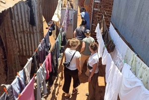 Kibera Slum Bomas of Kenya i kolacja w Carnivore Nairobi