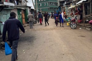 Nairobi: Kibera Slum Tour with a Local