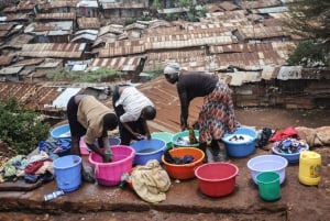 Halvdagstur till slummen i Kibera från Nairobi