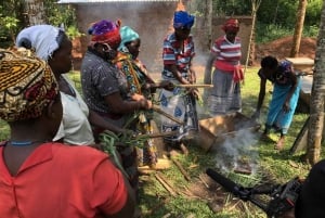 Kikambala: Imkerei-Tour mit Honigverkostung & Abholung