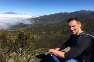 Kilimanjaro: De la meseta de Shira al punto de la Catedral 3872m Día de excursión