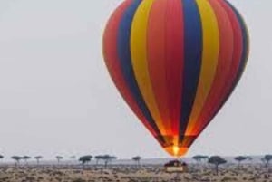 Lago Baringo: passeio de balão de ar quente com pequeno-almoço