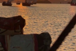 Lamu : Excursion en Boutre Traditionnel au Coucher du Soleil