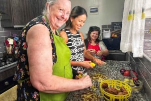 Visite du marché local et cours de cuisine traditionnelle