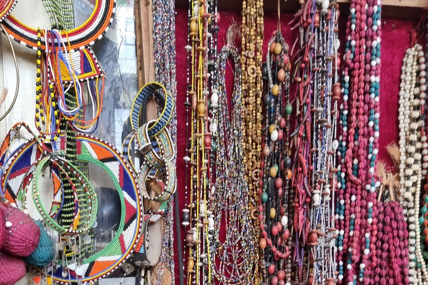 Marché Maasai Achats de souvenirs