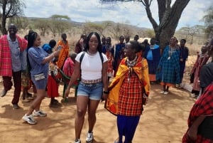 Kulturell omvisning i en masailandsby