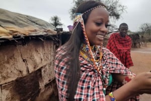 Kulturell rundtur i Maasai-byn