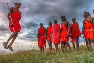 Kulturell rundtur i Maasai-by