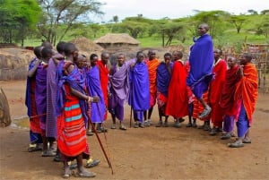 Kulturell rundtur i Maasai-by