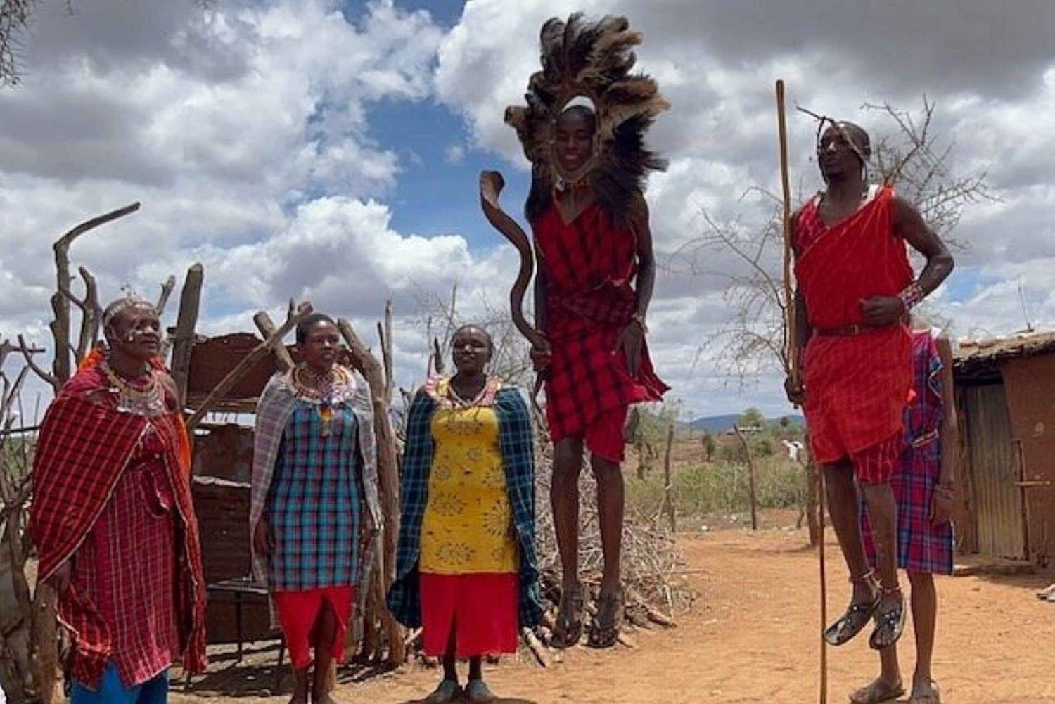 TOUR DI UN GIORNO DELL'ESPERIENZA CULTURALE DEL VILLAGGIO MASAI.