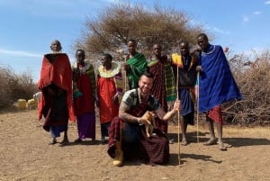 TOUR DI UN GIORNO DELL'ESPERIENZA CULTURALE DEL VILLAGGIO MASAI.